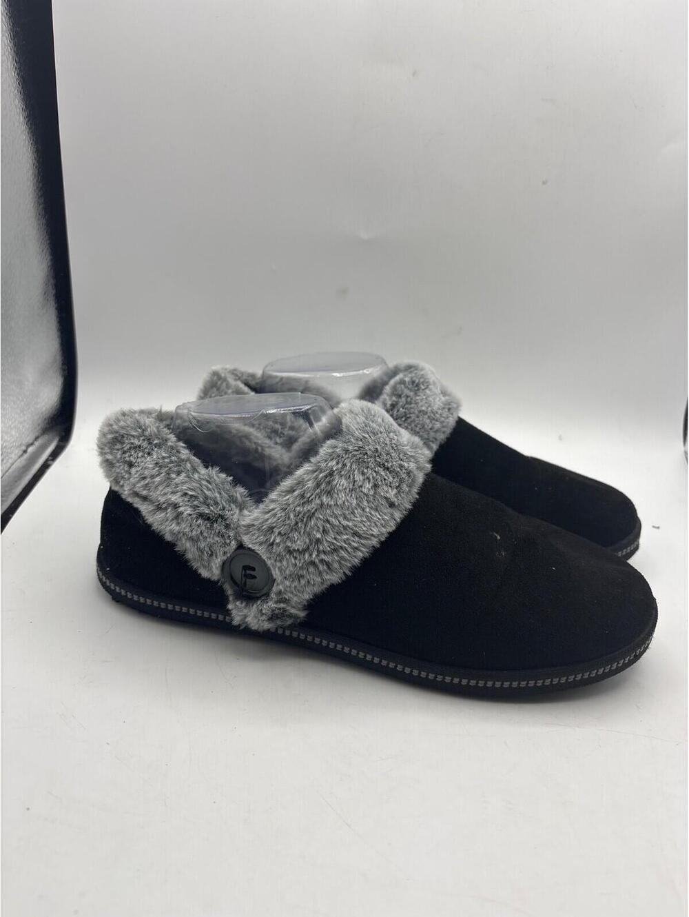 Woman's Slippers SKECHERS Cozy Campfire - Fresh Toast Size 9 Black